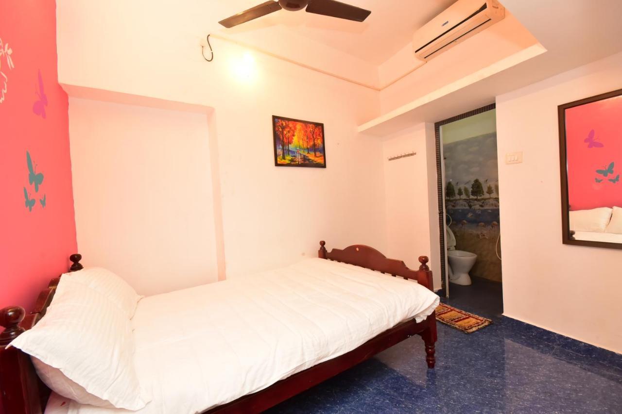 Villa Betty Beach Front Pondicherry Exterior foto
