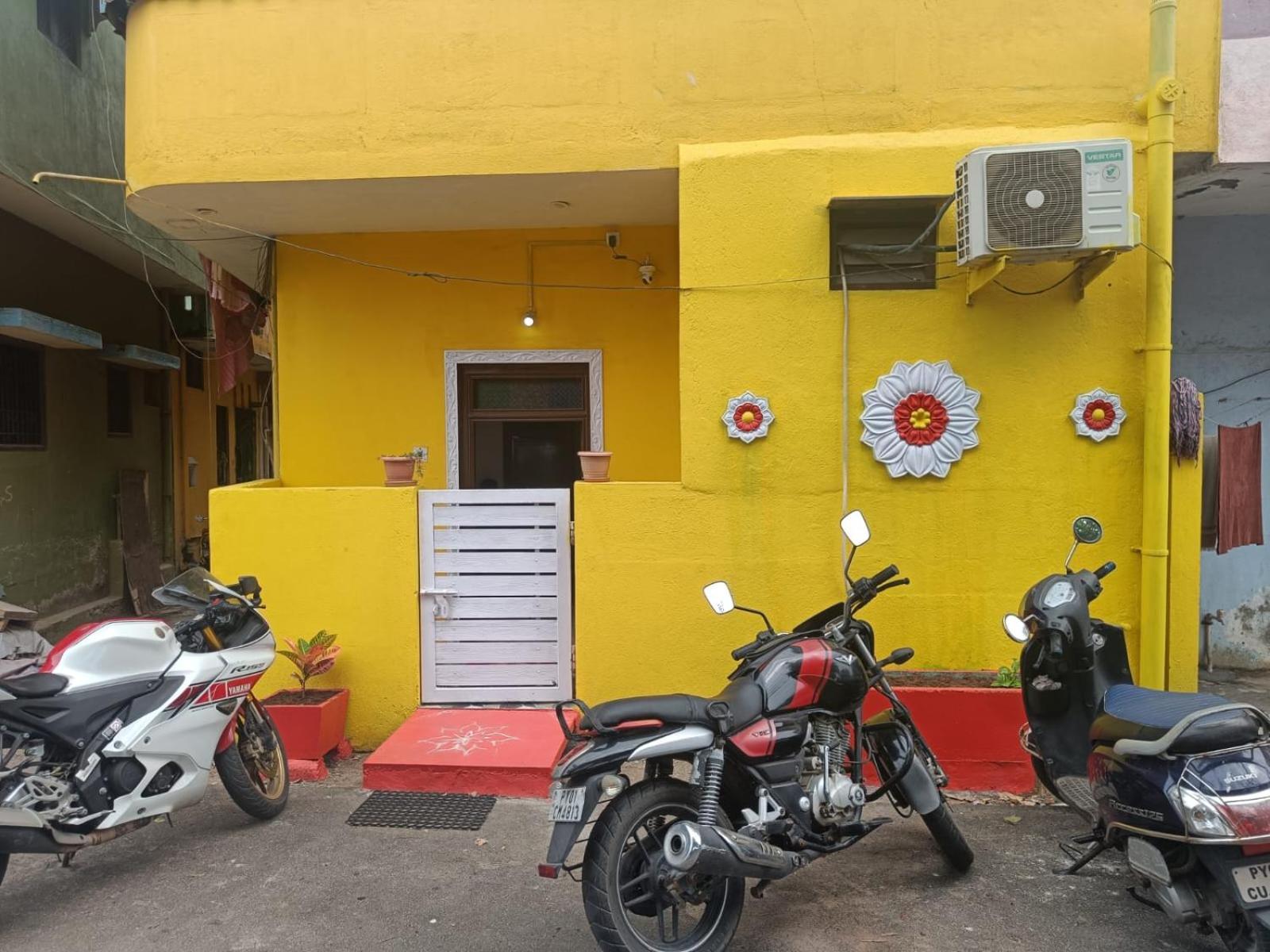 Villa Betty Beach Front Pondicherry Exterior foto